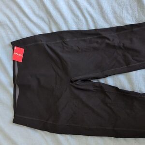 NWT SPANX "icon" legging